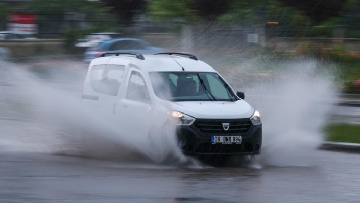 17 il için “turuncu” ve “sarı” uyarı