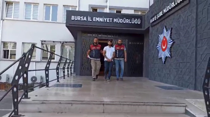 24 yıl hapisle aranıyordu…Yakalanmamak için bulduğu taktik polisi bile şaşırttı