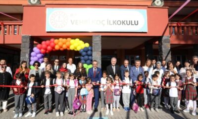 İlk ders zilini protokol çaldı