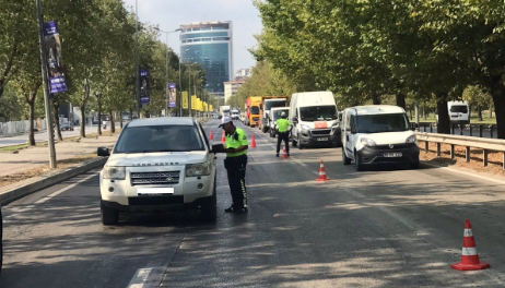 Bursa Emniyeti uygulamalarını aralıksız sürdürüyor