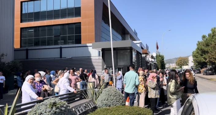 Bursa’da tekstil fabrikasında korkutan yangın