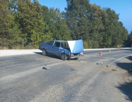 Bursa’da kontrolden çıkan otomobil takla attı