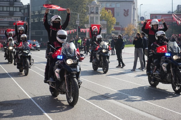Bursa’da Cumhuriyetin 101. yılı coşkuyla kutlandı