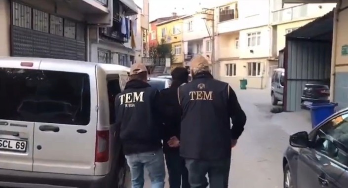 Bursa’da FETÖ’nün “gaybubet evlerine” operasyon