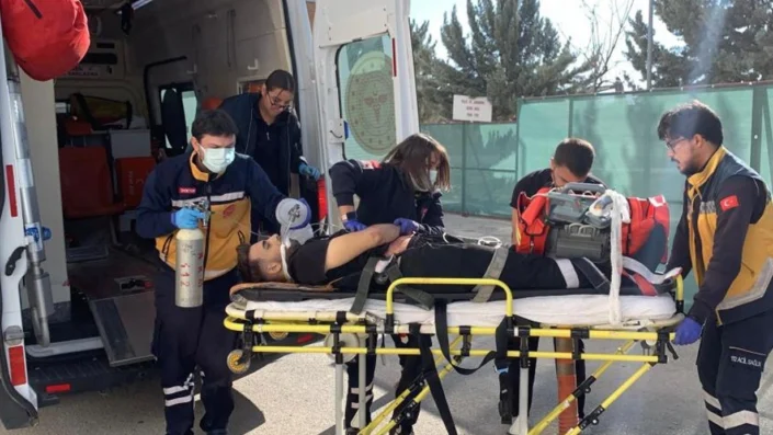 Liseli dehşeti! Okula tabanca getirip…