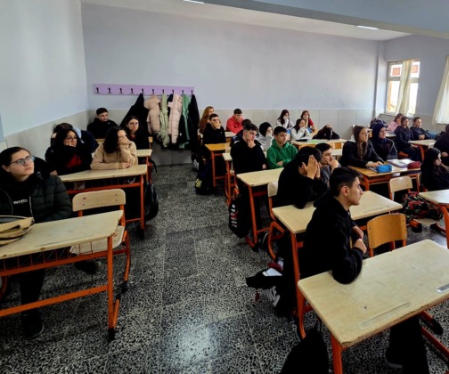 Lise öğrencilerinden anlamlı çağrı