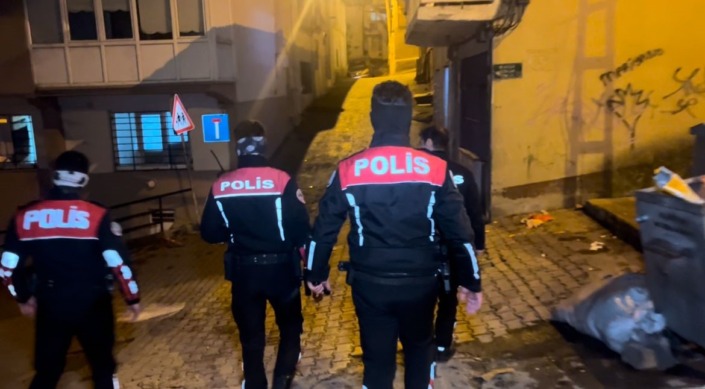 Yunus timlerinden metruk ev operasyonu