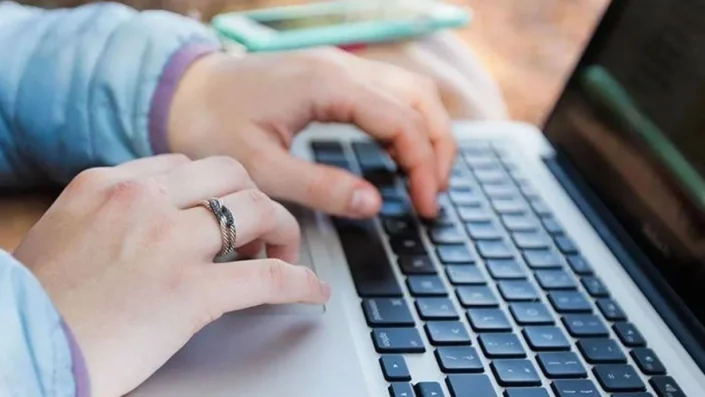 “Efsane indirim” vaadiyle dolandırıcılık iddiasına soruşturma