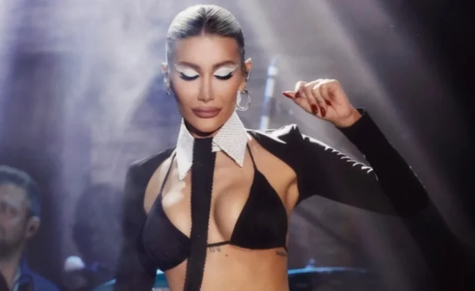 İrem Derici kaza geçirdi! Hastaneye kaldırıldı