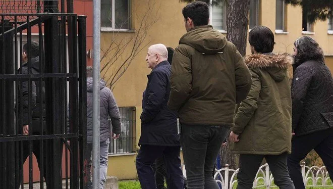 Ümit Özdağ ifadesinin ardından serbest bırakıldı