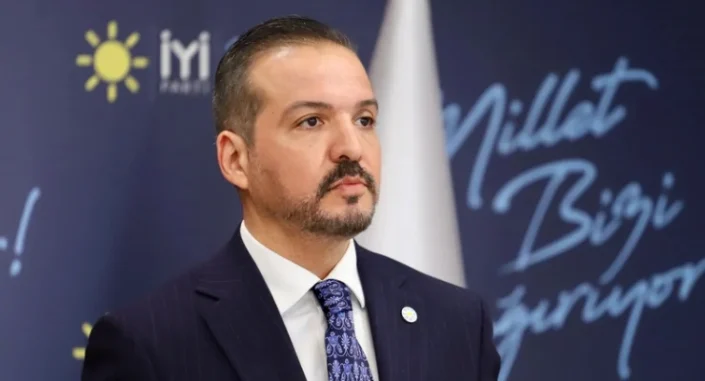 İYİ Parti’de istifa!