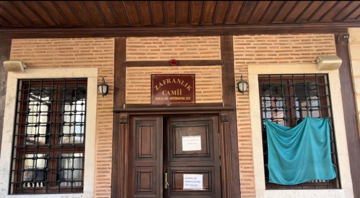 Bursa’da tarihi caminin ses sistemi çalındı