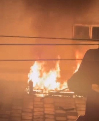 Bursa’da ısınmak isterken parkı yaktılar!