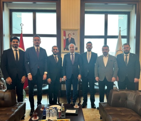 AK Parti Bursa Gençlik Kolları Başkanı Furkan Akın oldu