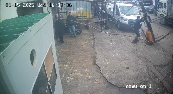 Bursa&#8217;da stajyer öğrenci transpaletin altında kaldı!