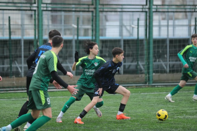 Gemlik Belediyespor farklı kazandı