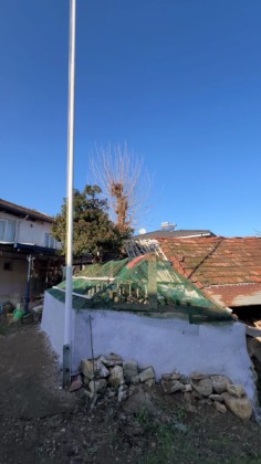 Bursa’daki o evin bahçesinde şehit mezarları bulunuyor