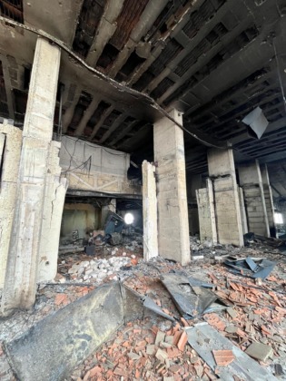 Yanan otelinin yangın merdiveni ve odaları görüntülendi