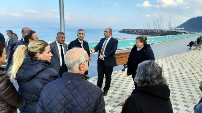 Trilye’de esnafa mühür! Çıkış yolu aranıyor