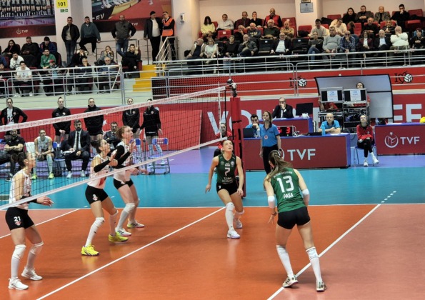 Nilüfer Belediyespor, THY’ye mağlup oldu