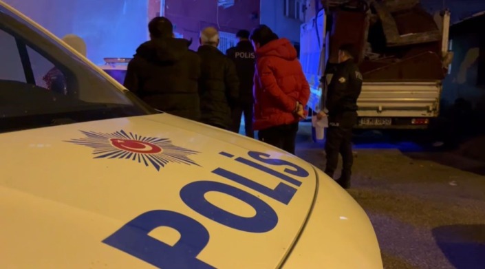 Bursa’da alkollü sürücü kaza yaptı, mahalleli deprem oluyor sandı