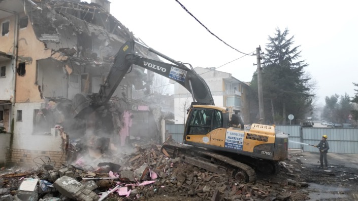 İnegöl’de dev projede yıkım çalışmaları tamamlandı