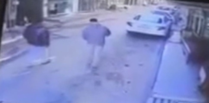 Bursa’da arkadaşını bacağından vurdu