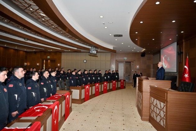 Bursa Büyükşehir’de 85 personel yemin ederek görevine başladı