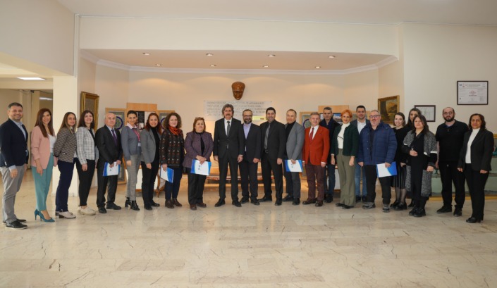 BUÜ’de ayın en başarılı akademisyenlerine başarı belgesi verilecek