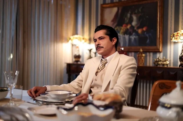 O dizinin fişi çekildi! Finali mesajla duyurdular