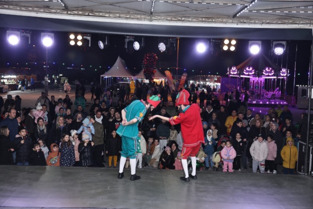 Nilüfer Ramazan Sokağı, ilk gününde büyük ilgi gördü