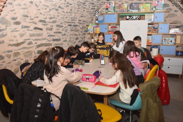 Molla Yegân Çocuk Üniversitesi’nde ders zili çaldı