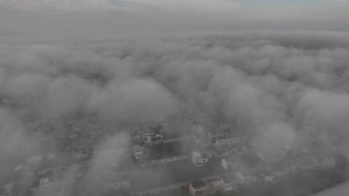 Bursa sis altında kaldı