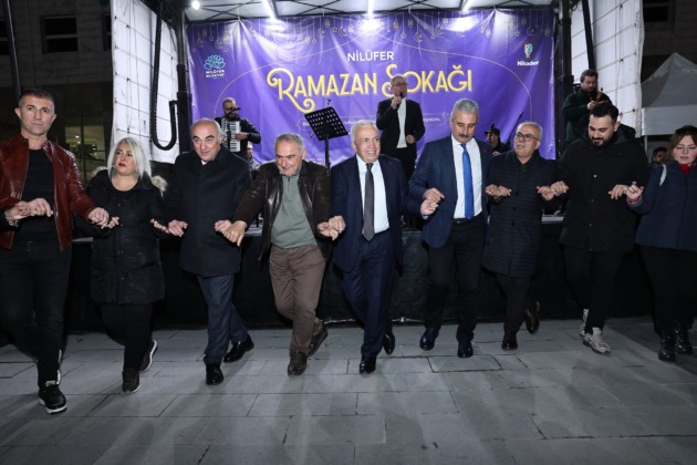 Nilüfer Ramazan sokağına Artvin gecesi