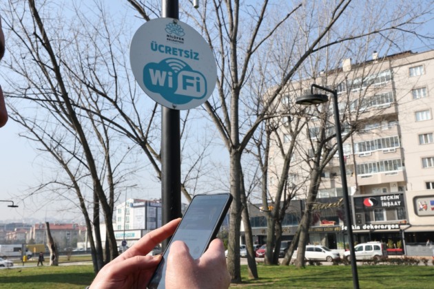 Nilüfer Belediyesi’nin ücretsiz Wi-Fi hizmeti yaygınlaşıyor