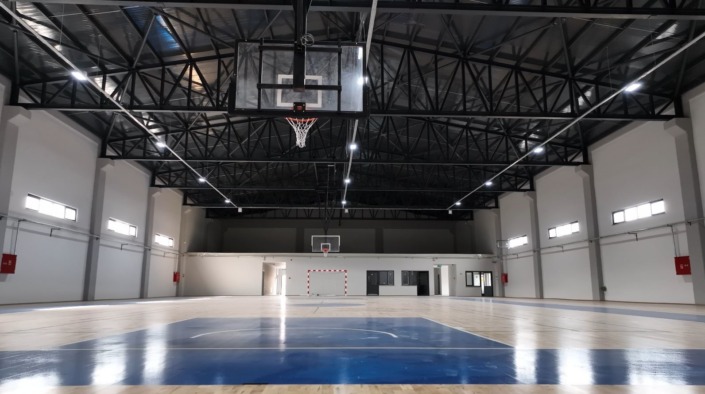 Gemlik Spor Salonu açılışa gün sayıyor