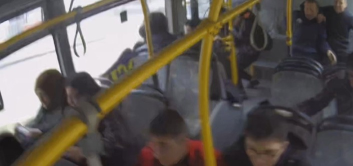 Bursa’da belediye otobüsünde dehşet anları