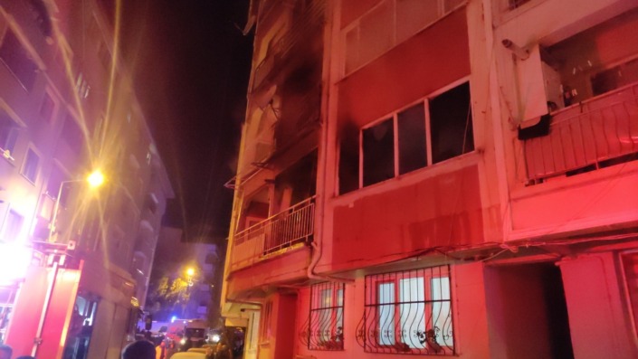 Bursa’da gece yarısı çıkan yangın korkuttu