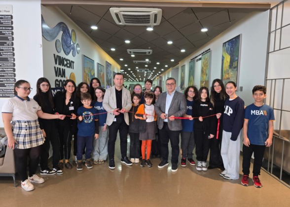 MBA öğrencilerinden Medicana Bursa’da Tıp Bayramı sergisi