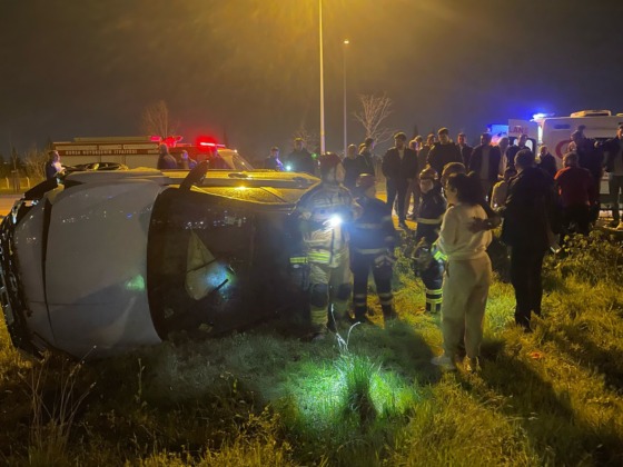 Bursa’da otomobil takla attı