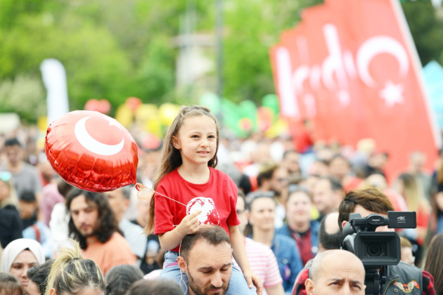 Nilüfer’den renkli kutlama