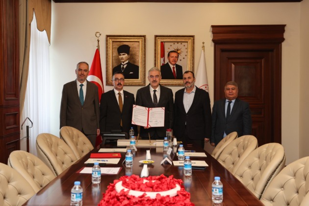 Hayırsever iş insanından İnegöl’e yeni Aile Sağlığı Merkezi