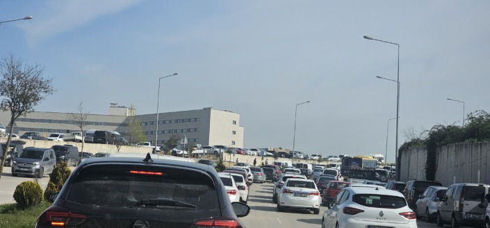 Bursa Şehir Hastanesi’nde otopark çilesi