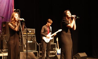 Bursa’da liseli gençler performanslarıyla göz doldurdu