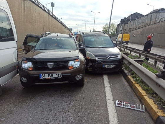 Trabzon’da 25 araç birbirine girdi!