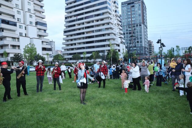 23 Nisan Parkı coşkuyla açıldı