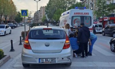 Bursa’da kontrolden çıktı, önündeki otomobile çarptı