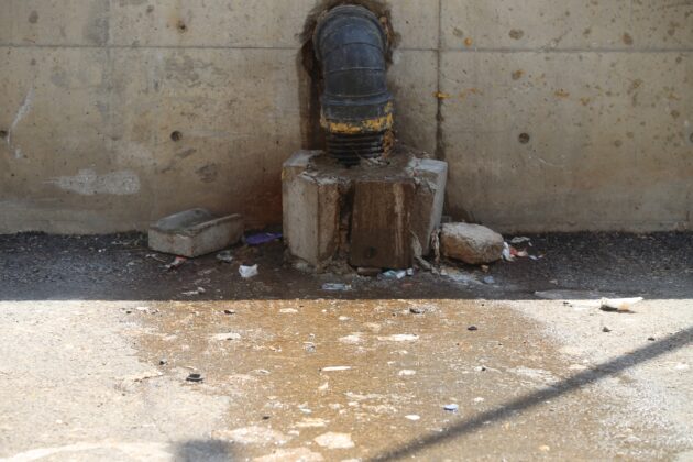 Bir yıldır kötü kokuyla yaşıyorlar!