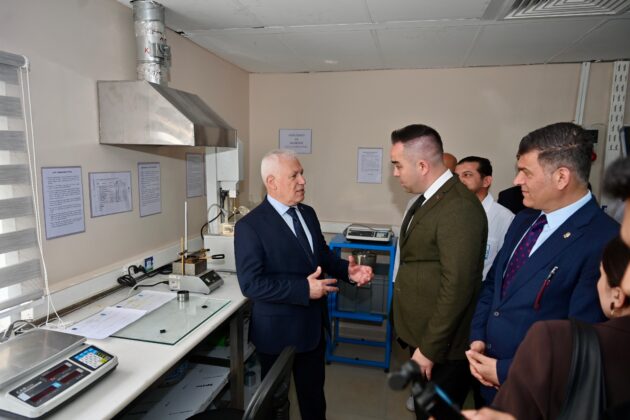 ‘BUSKİ Yapı Zemin Asfalt Deney Laboratuvarı’ hizmete açıldı