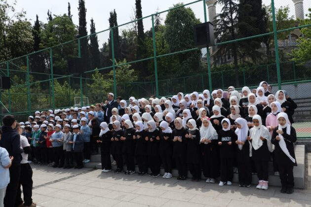 Bursa’da İmam Hatip Lisesi öğrencilerinden hatim merasimi